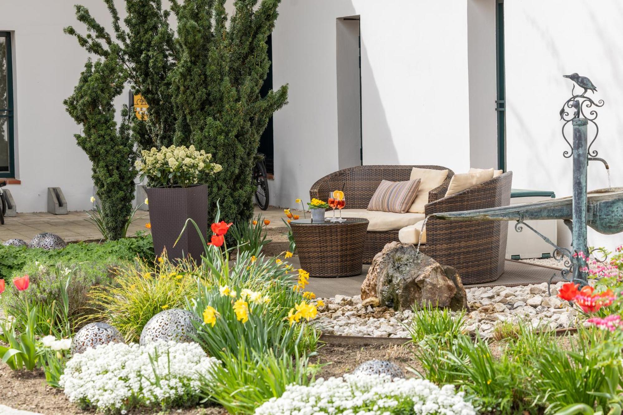 Hotel Chrysantihof 4*