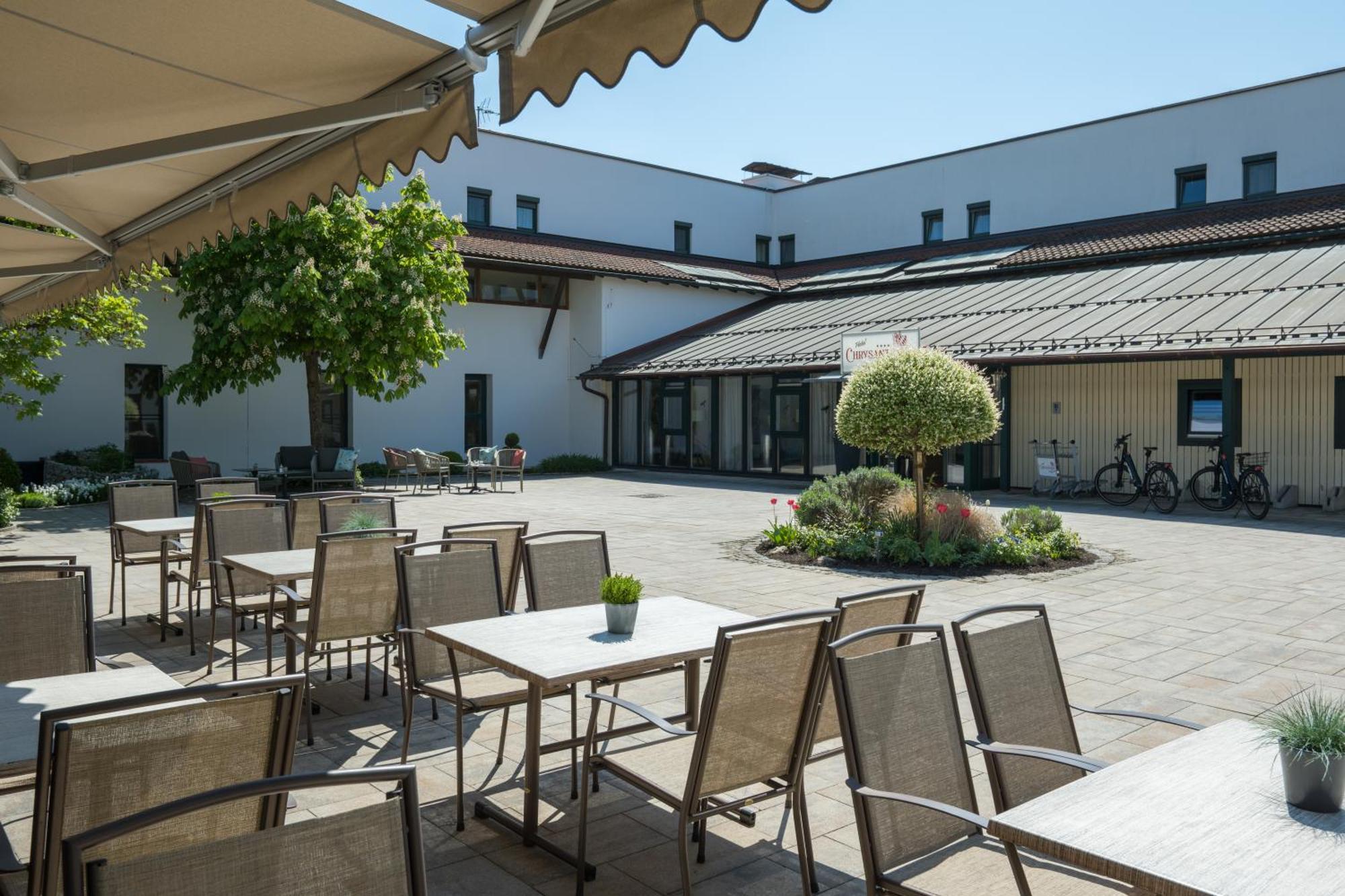 Chrysantihof Hotel