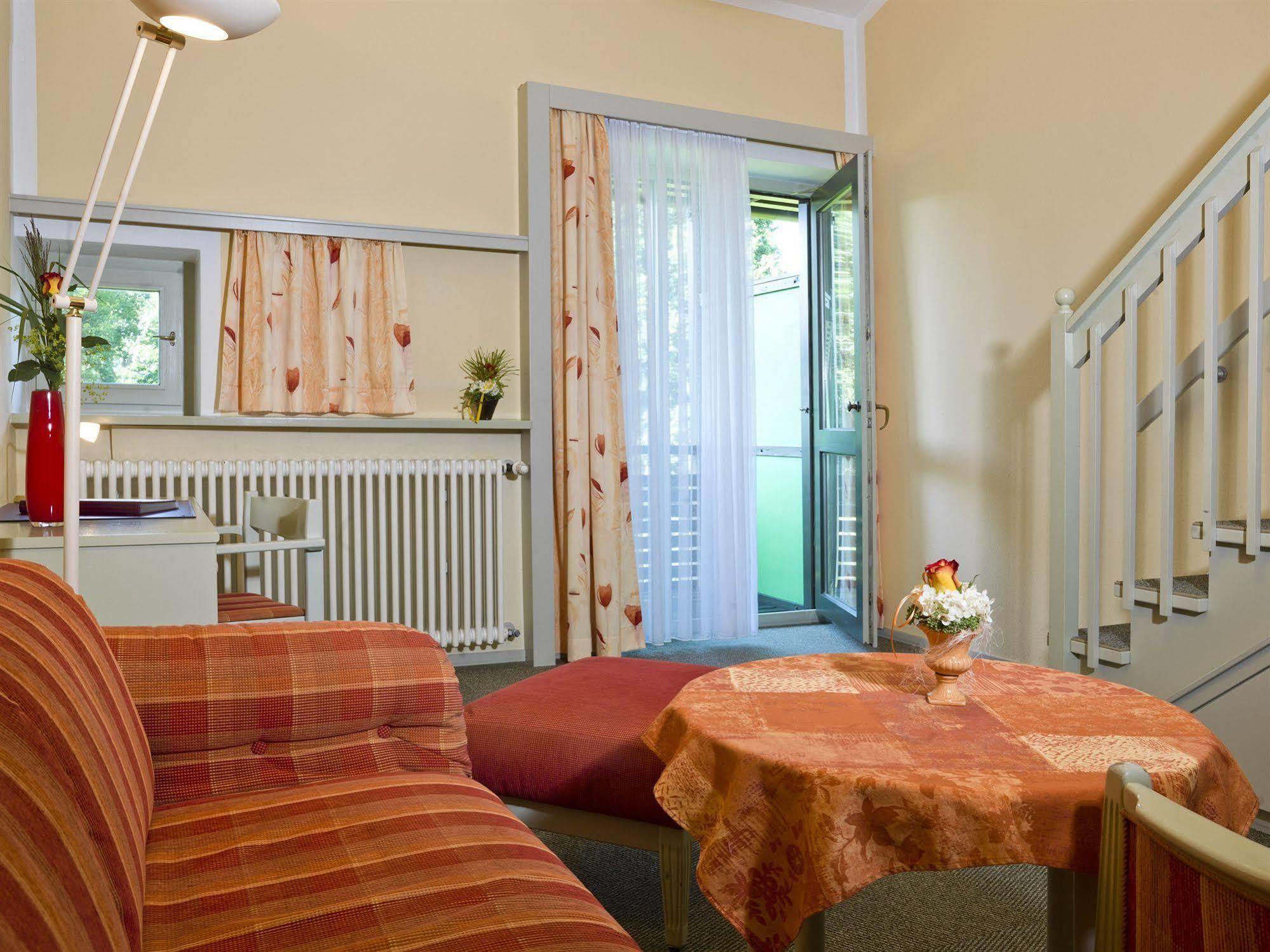 Chrysantihof Hotel