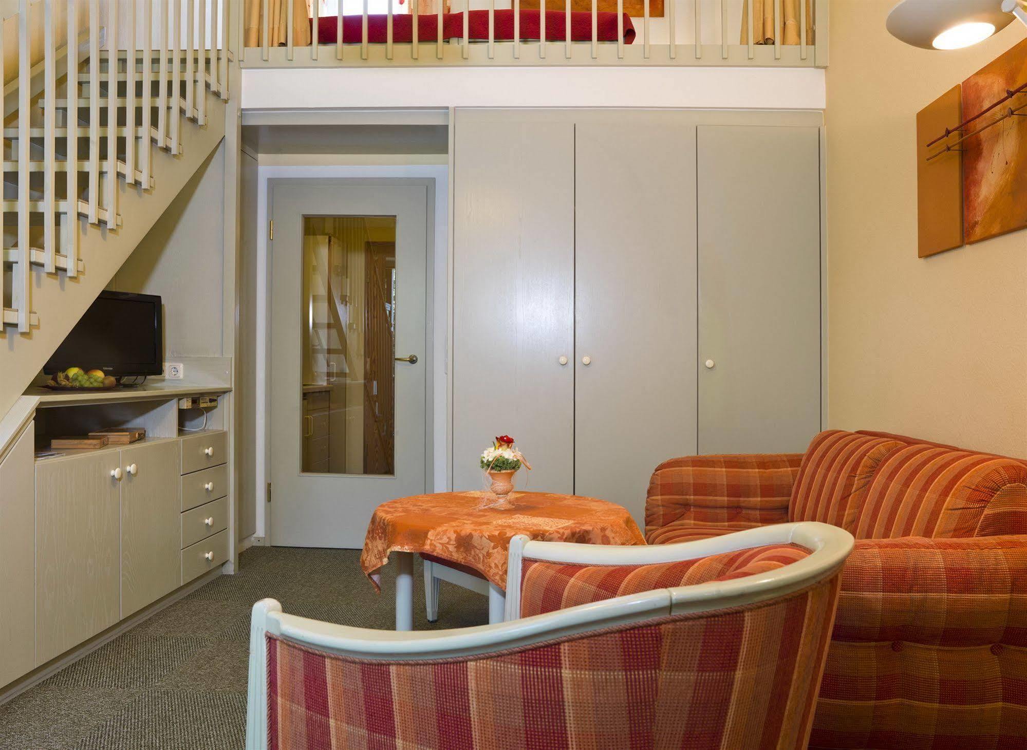 Chrysantihof Hotel 4*